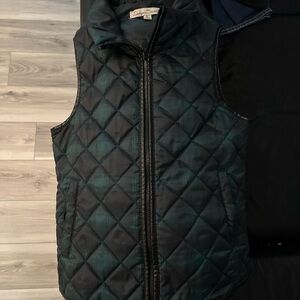 Indigo Saints Quilted Puffer Black and Green Vest
